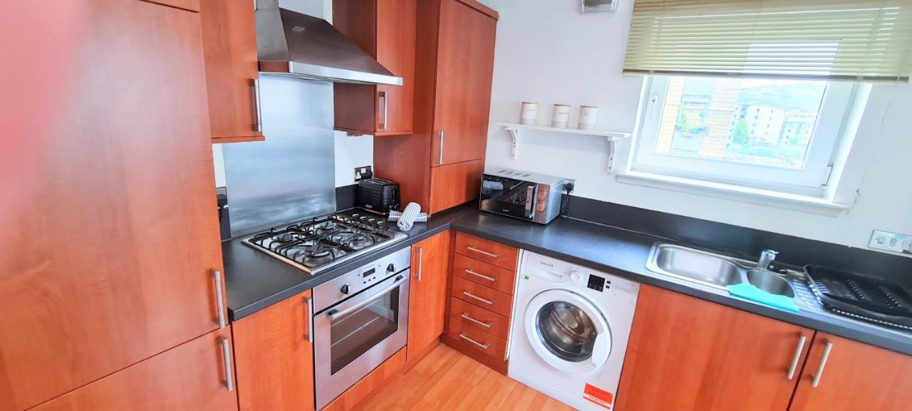Modern Spacious 3 Bedroom City Centre Apartment - Free Parking - Private Balcony Единбург Екстер'єр фото